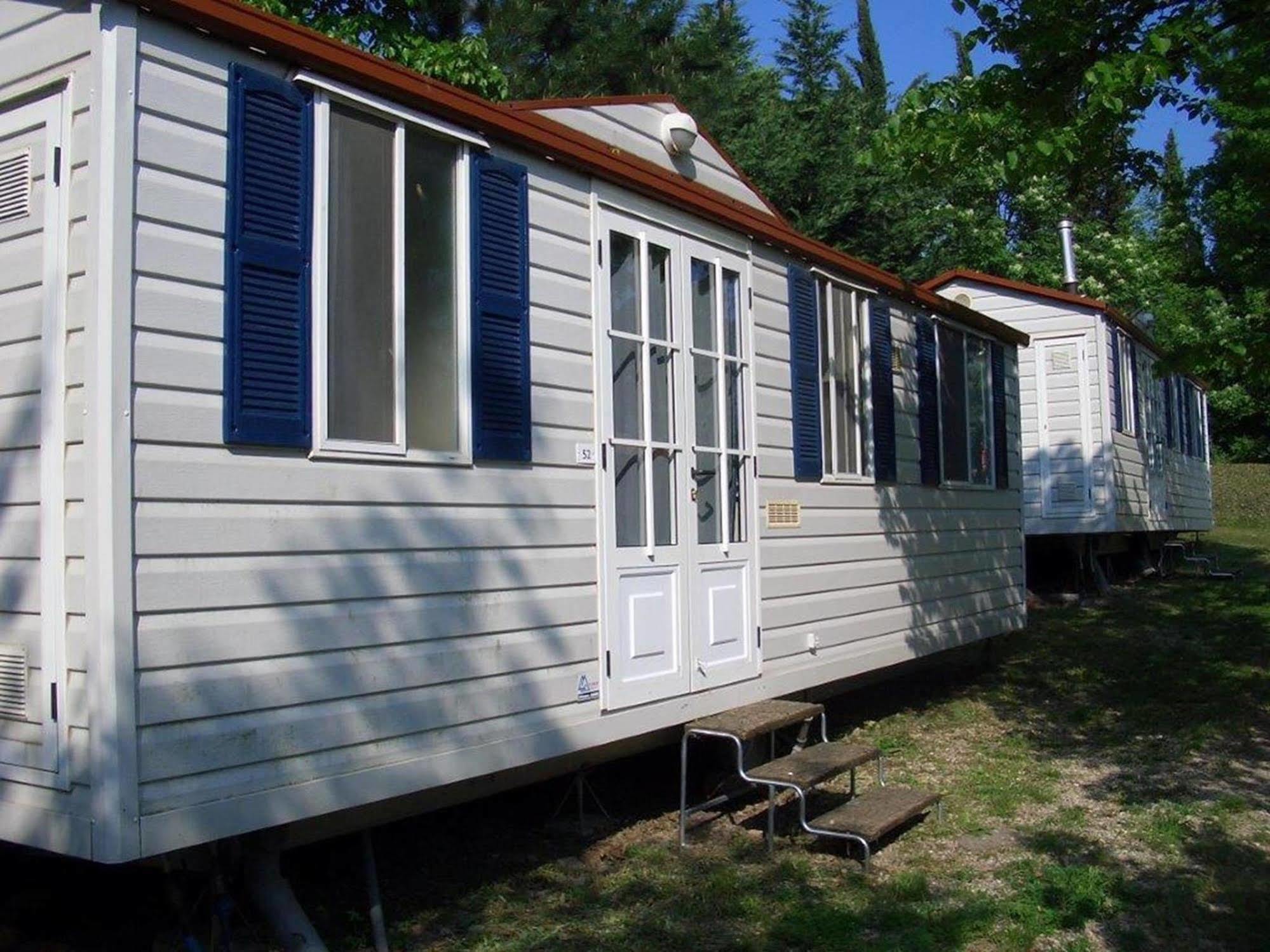 Hu Firenze Certosa Camping In Town Impruneta Exterior photo